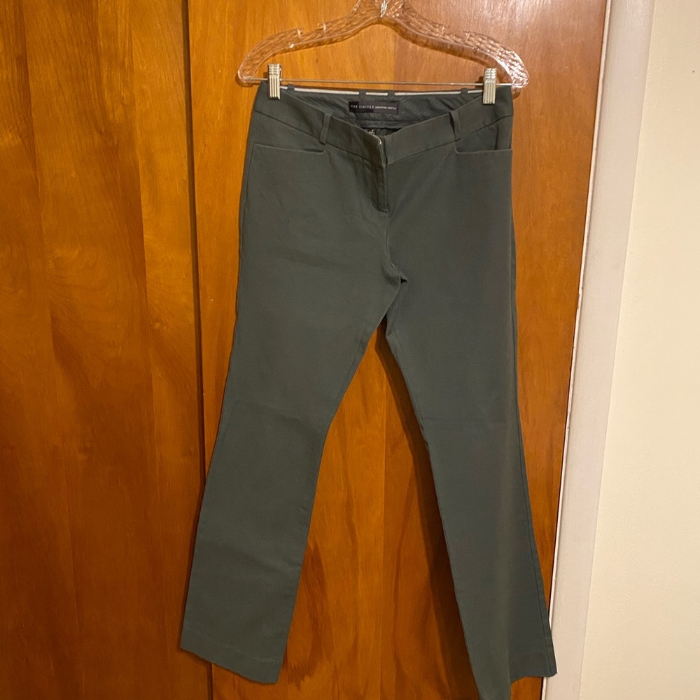 The Limited Signature Women’s Stretch Olive Green Straight Leg Flat Front Pants